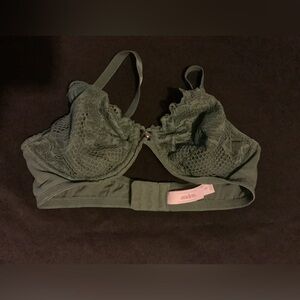 Women’s olive green bra size 34C
